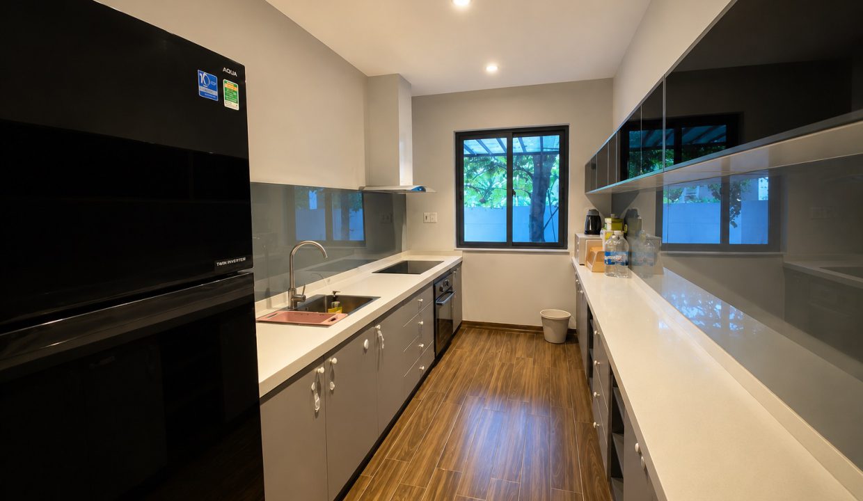 Private Pool 4-Bedroom Villa at Euro Village