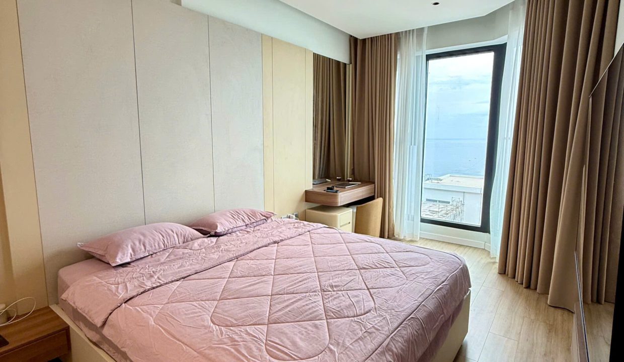 Ocean View 2-Bedroom Apartment at Da Nang Times Square