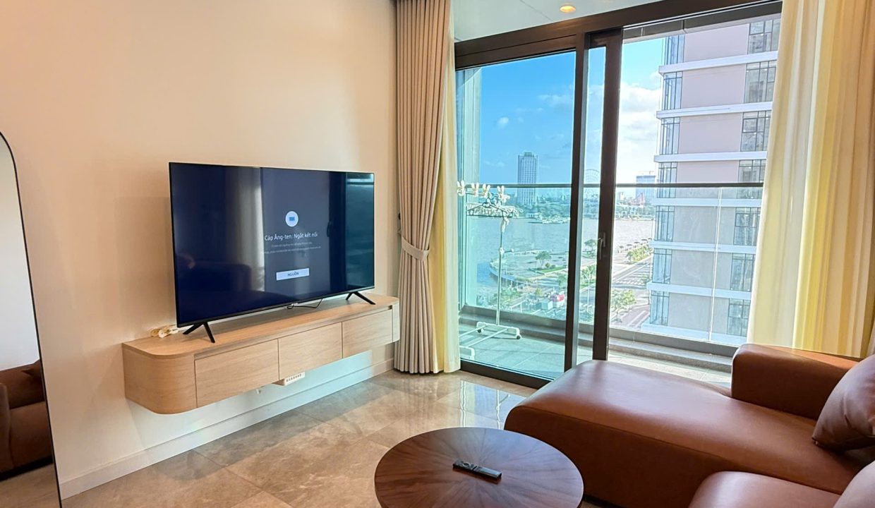 River View 1-Bedroom Apartment at The Filmore