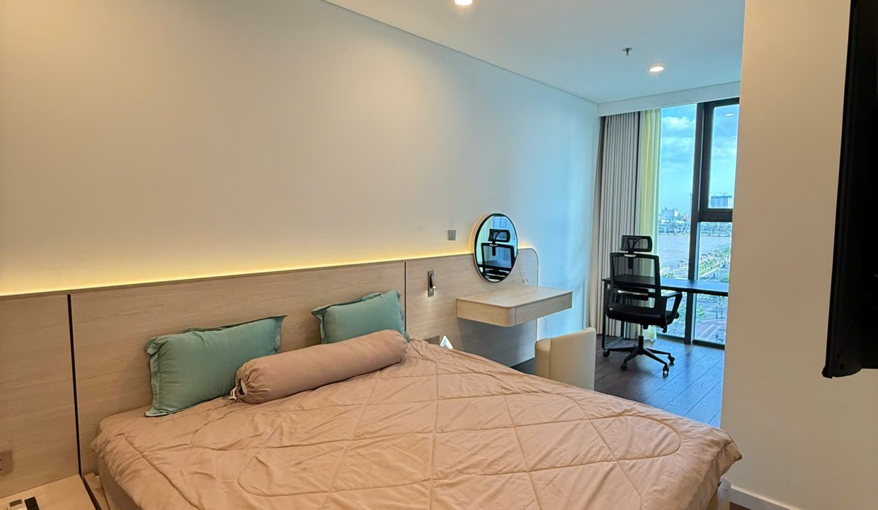 River View 1-Bedroom Apartment at The Filmore